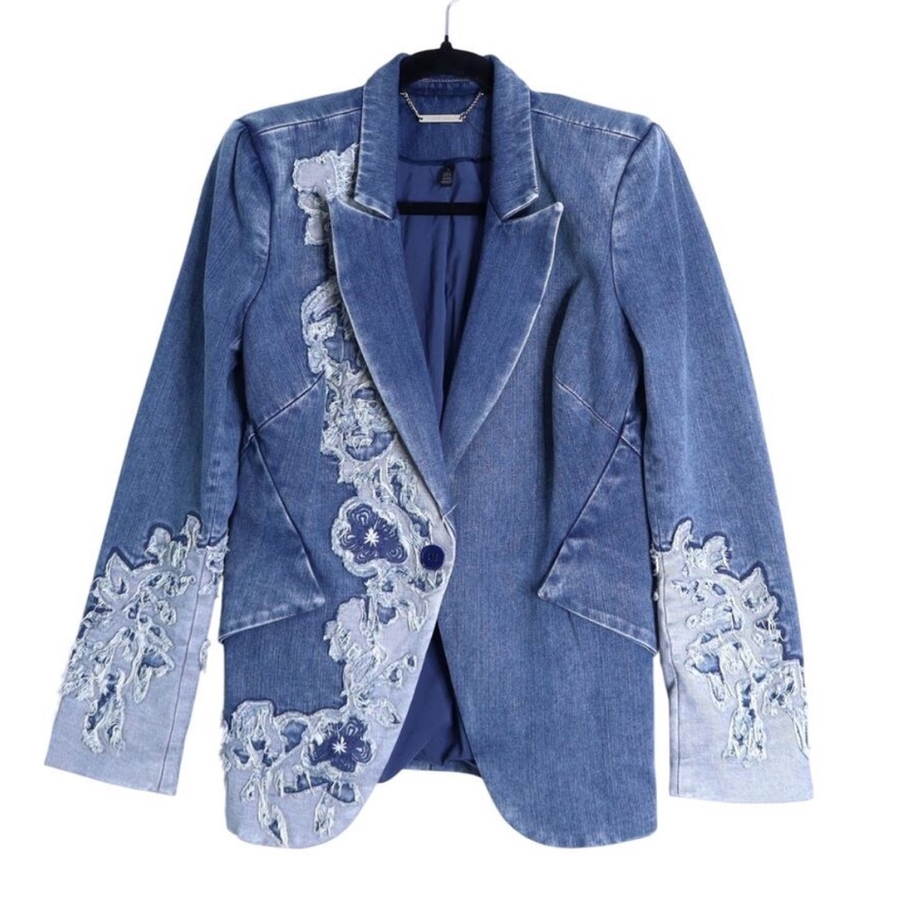 NWOT White House Black Market Editor Denim Blazer with Embroidery - Picture 3 of 7